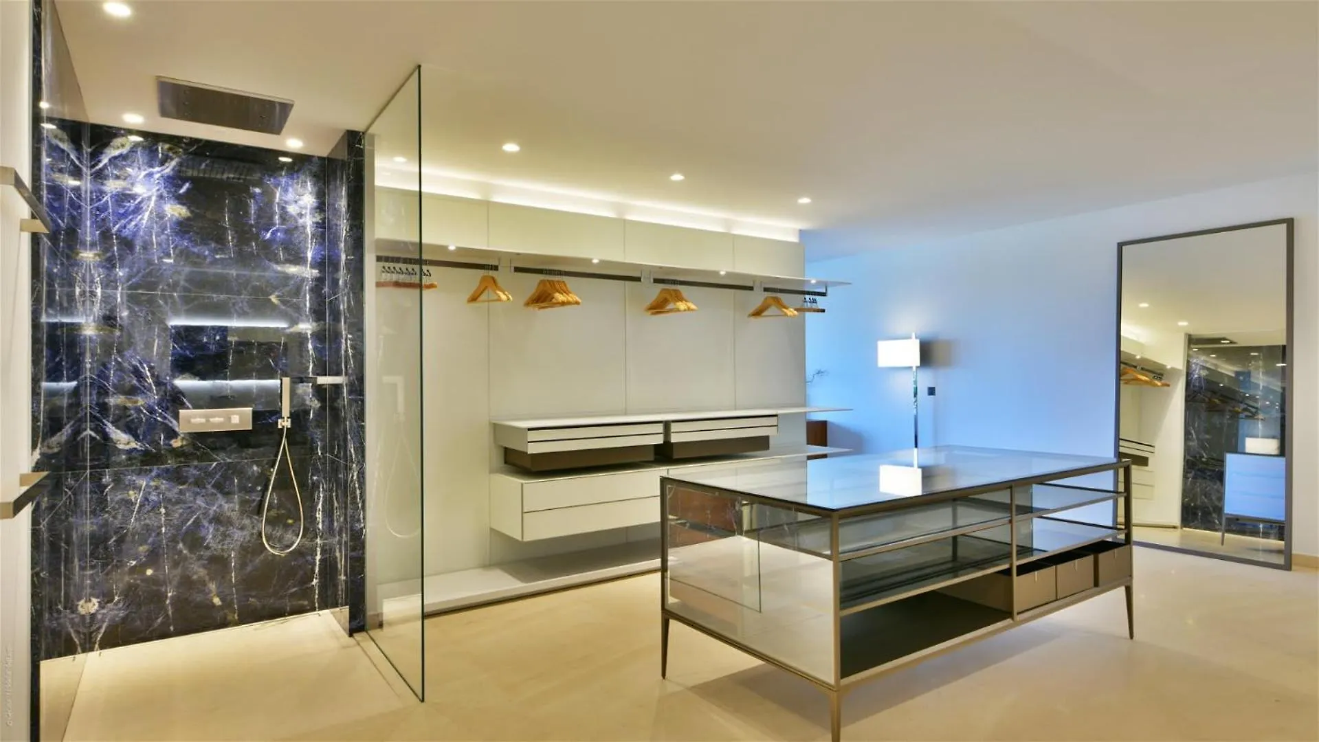 Contemporary Villa on a Hillside Marigot 0*,  Saint Barthelemy